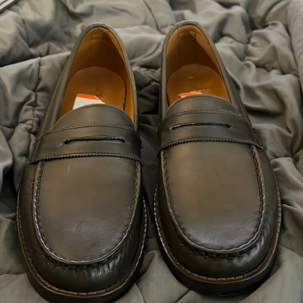 Allen Edmonds Cavanaugh Penny Loafer Dainite Rubber Sole